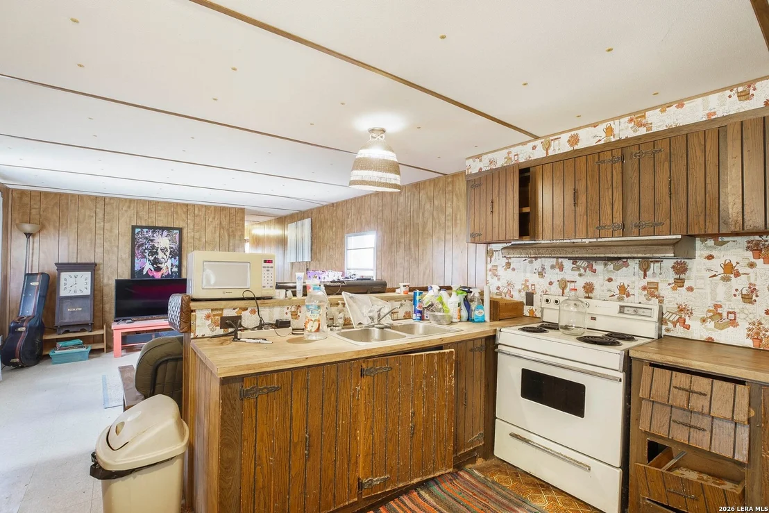 Photo of 815 Verdi Road