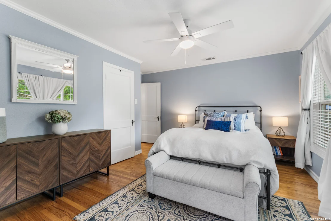Photo of 318 BREES BLVD