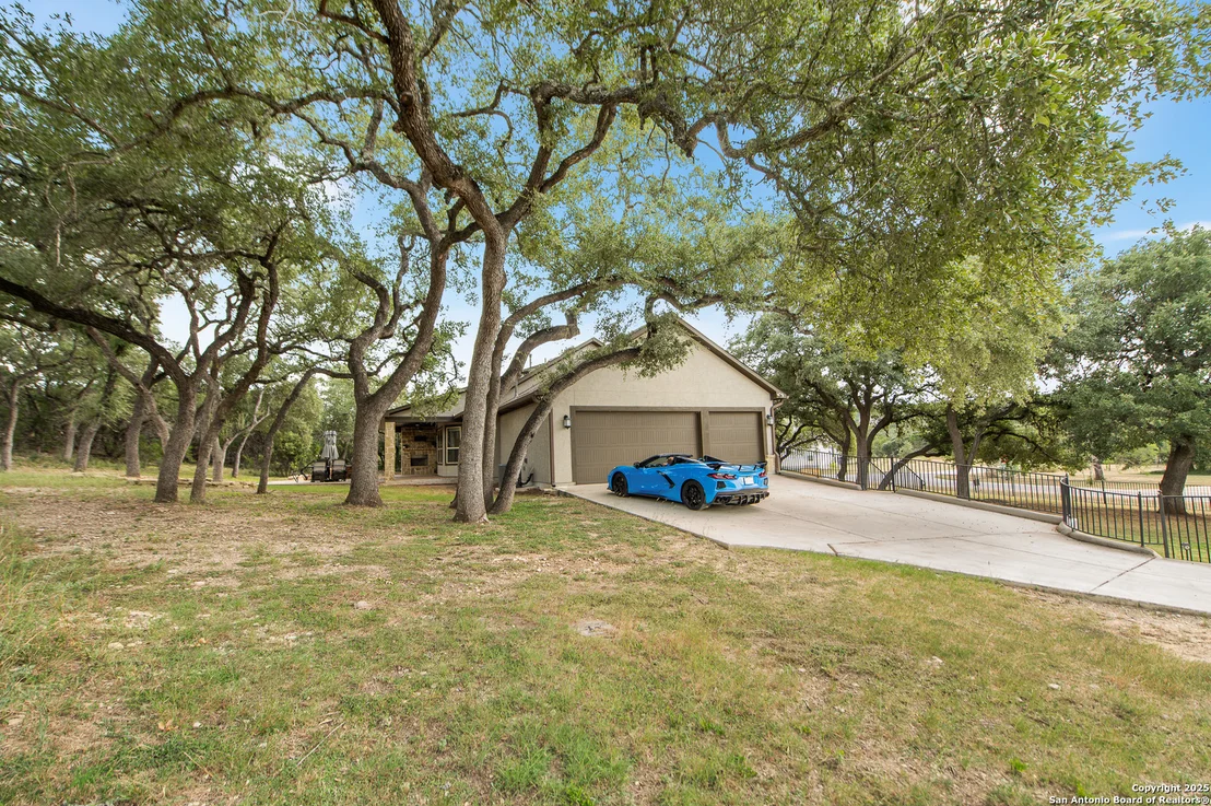 Photo of 663 PRIVATE ROAD 1712