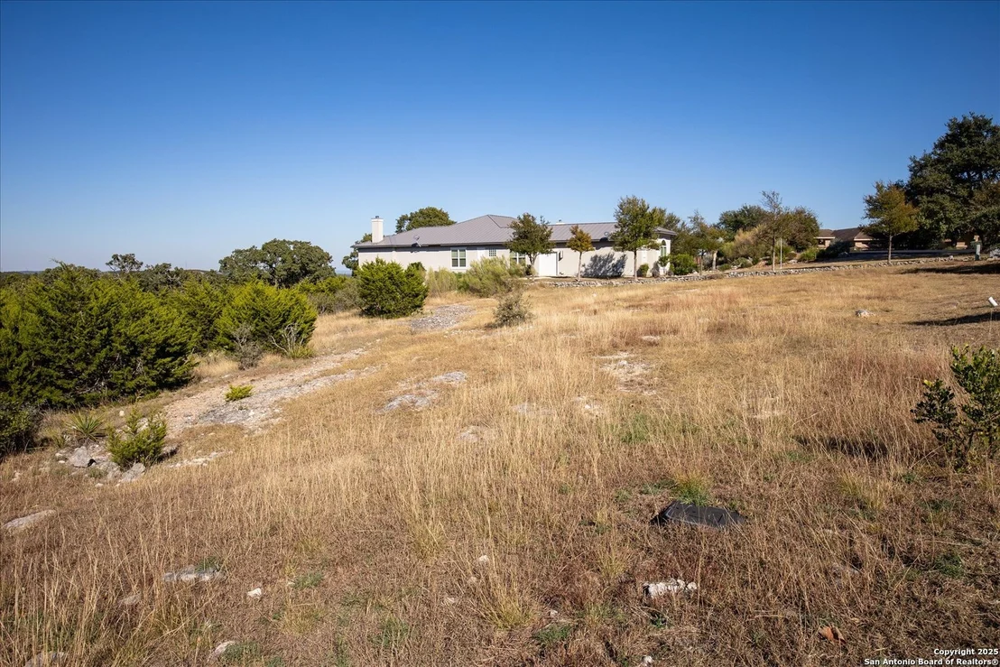 Photo of 112 Towne View Circle