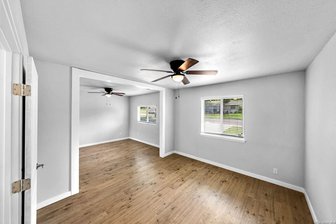 Photo of 3015 Dall Trl