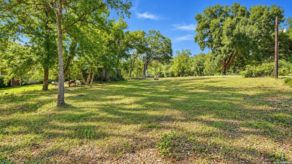 Photo of 2152 Valley Dr