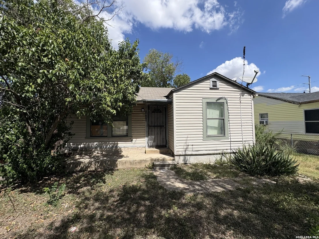 Photo of 1935 LAMAR ST