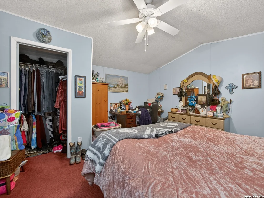 Photo of 953 Forest Oaks Dr