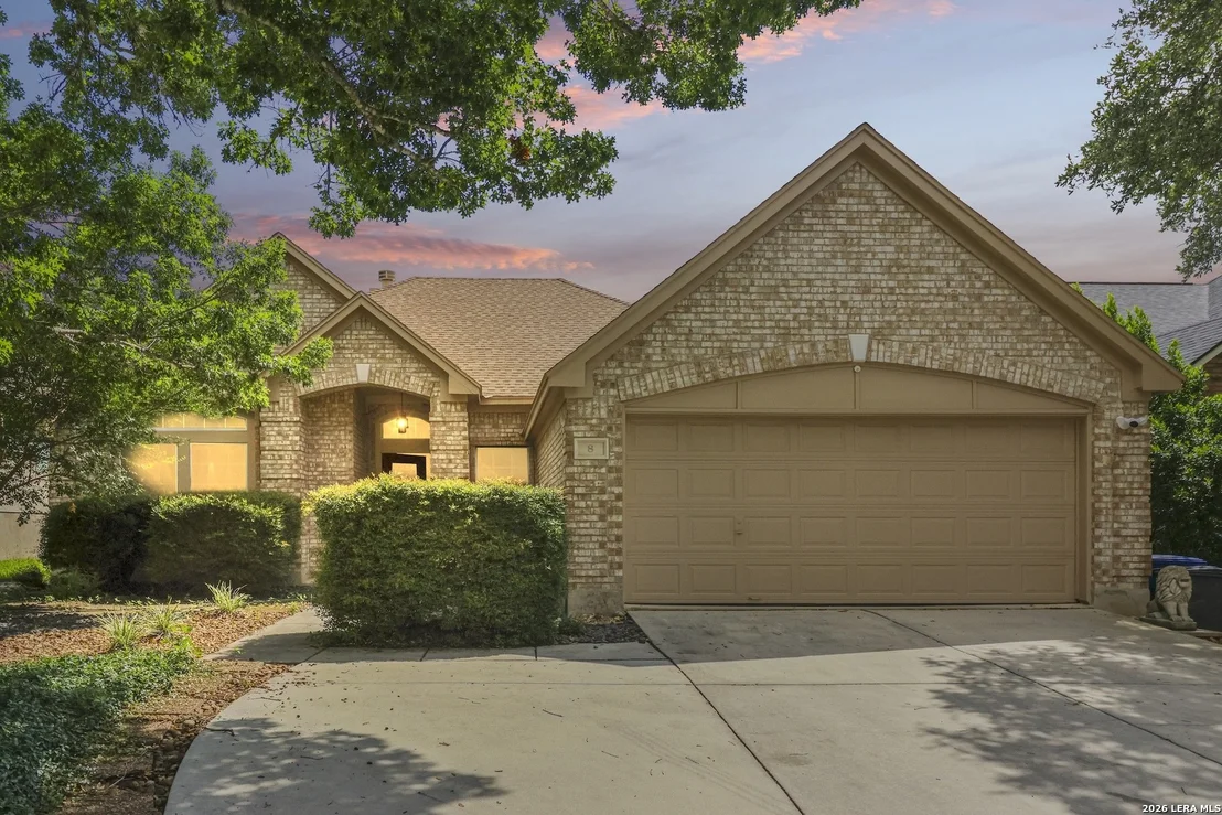 Photo of 8 MARELLA DR