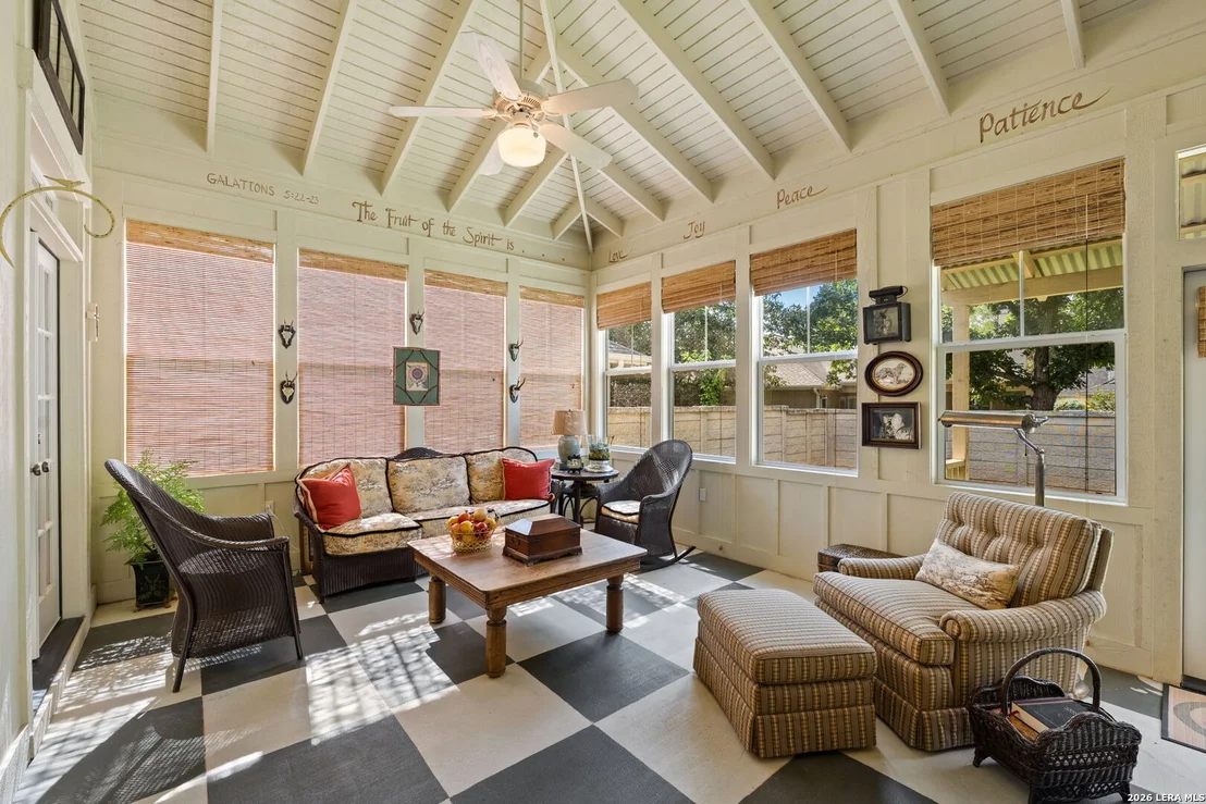 Photo of 109 Village Cir