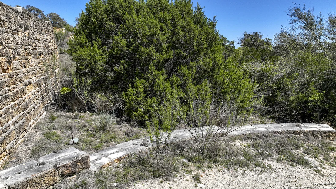 Photo of 13 SUMMIT PASS