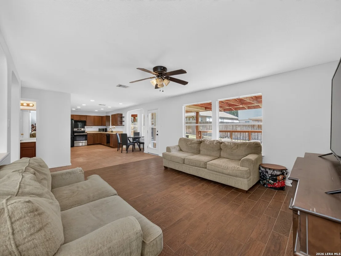 Photo of 10323 Briar Rose