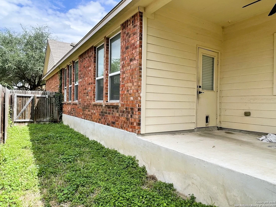 Photo of 229 Gardner