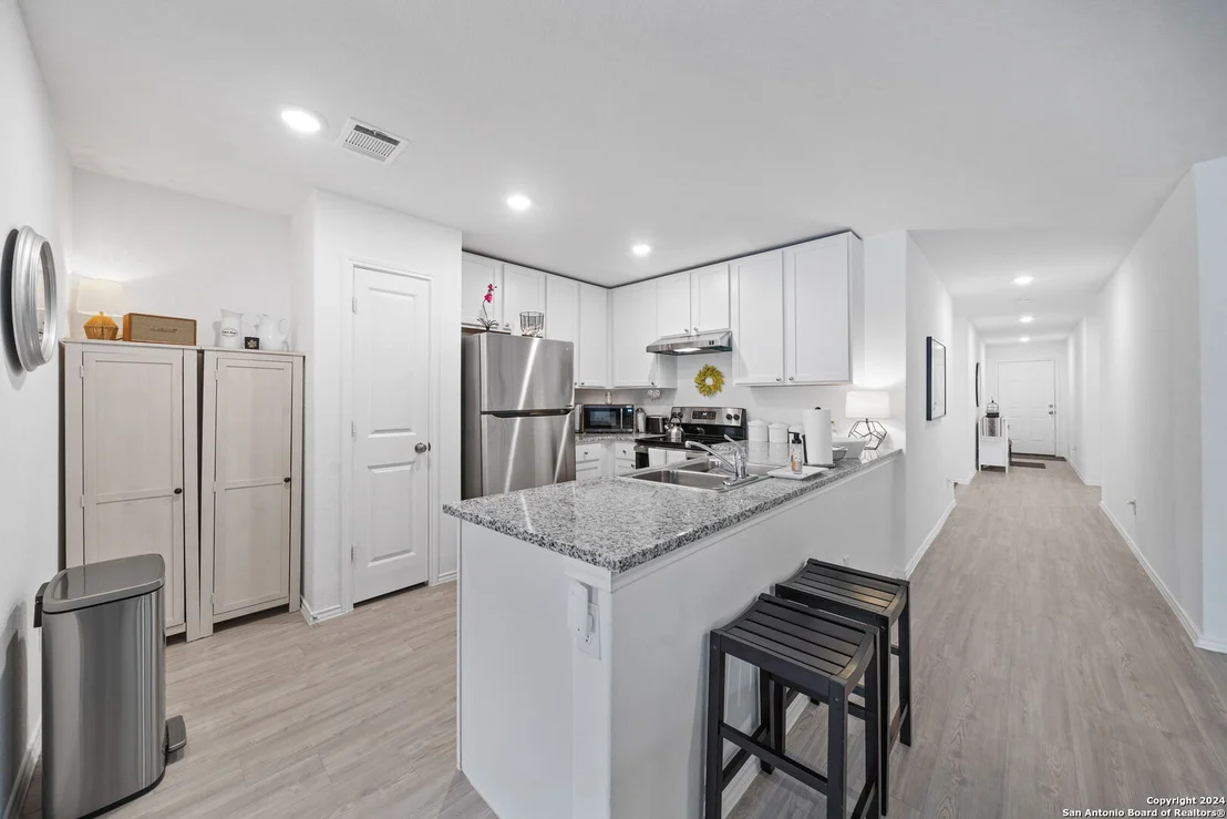 Photo of 5715 Mountain Point