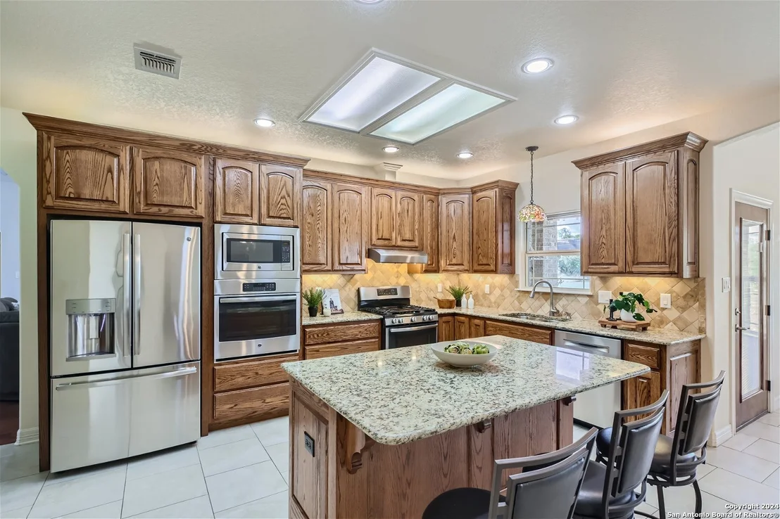 Photo of 678 Pr 3702