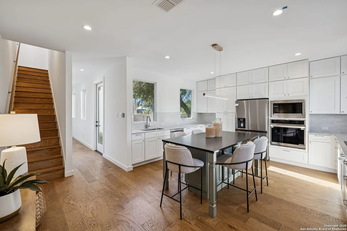Photo of 502 McMonigal