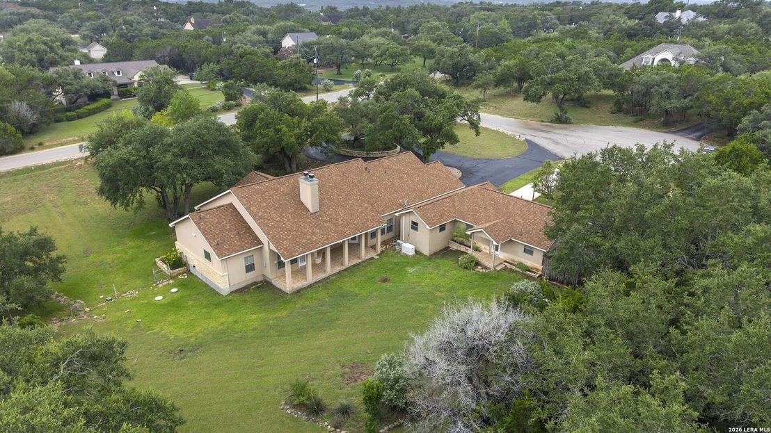 Photo of 128 Comal Oak