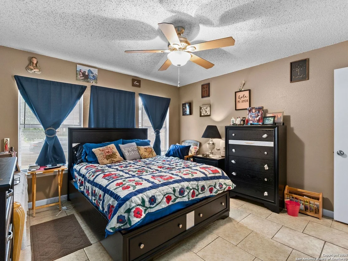 Photo of 6831 Celes Meadow