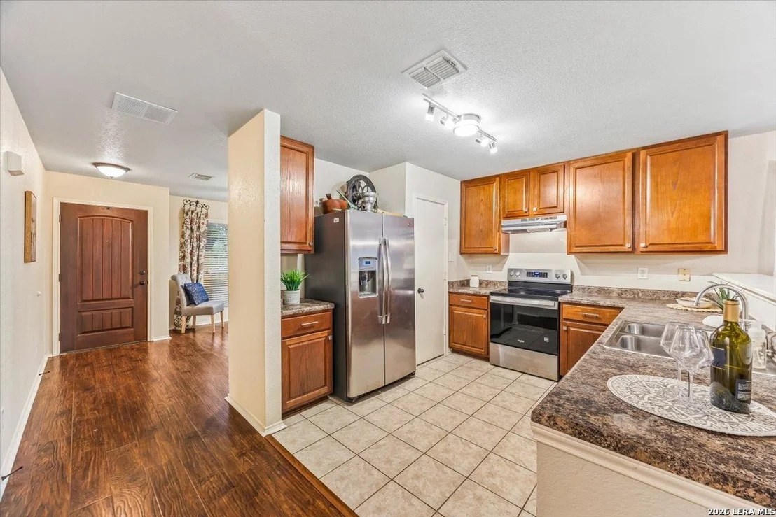 Photo of 26603 Redstone Hill