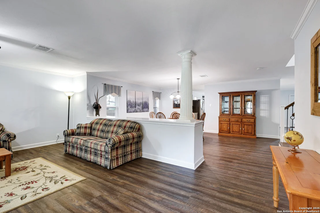 Photo of 9642 Elmstone