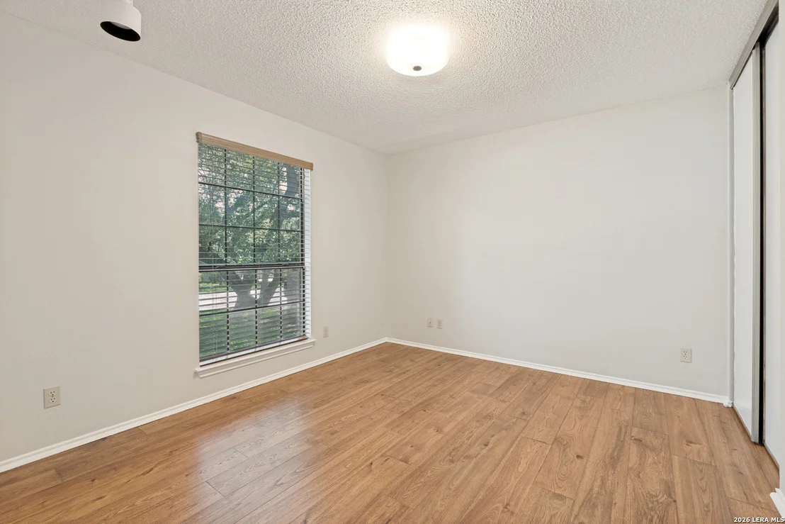 Photo of 13706 Oak Pebble