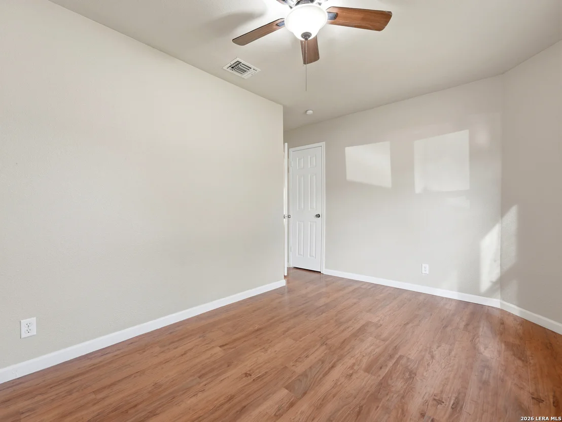 Photo of 7914 WAYSIDE TRL