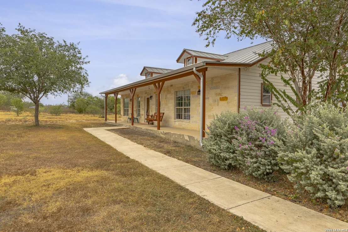 Photo of 136 County Road 5781