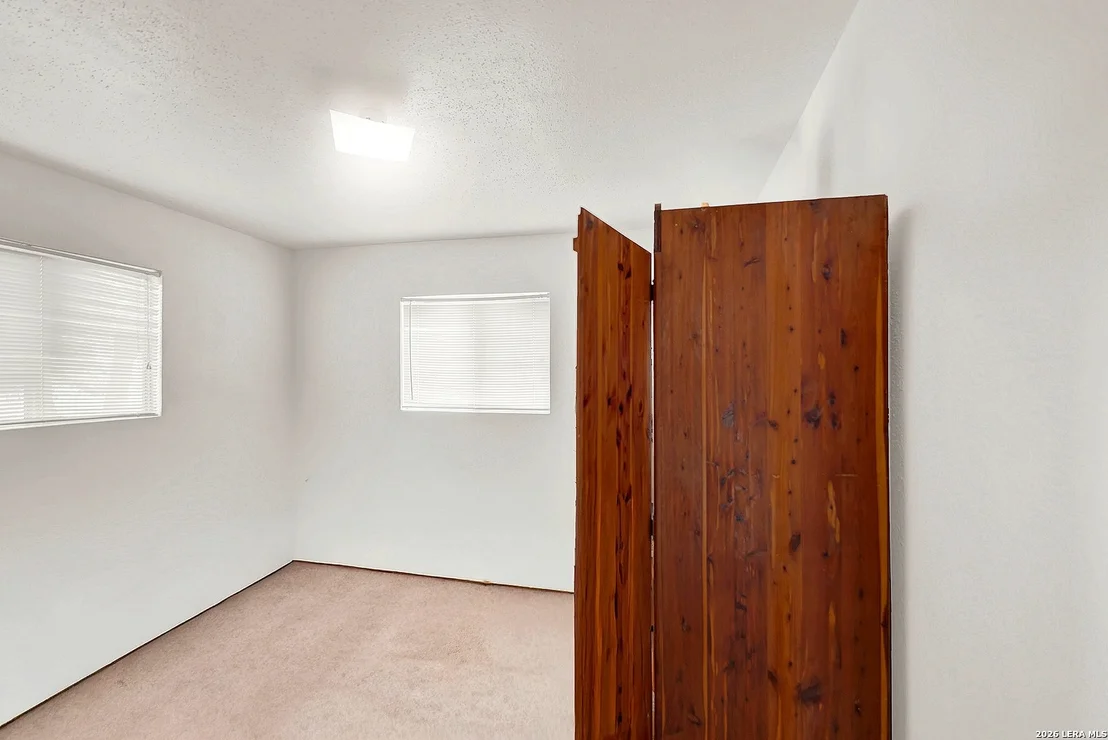 Photo of 705 shadyview