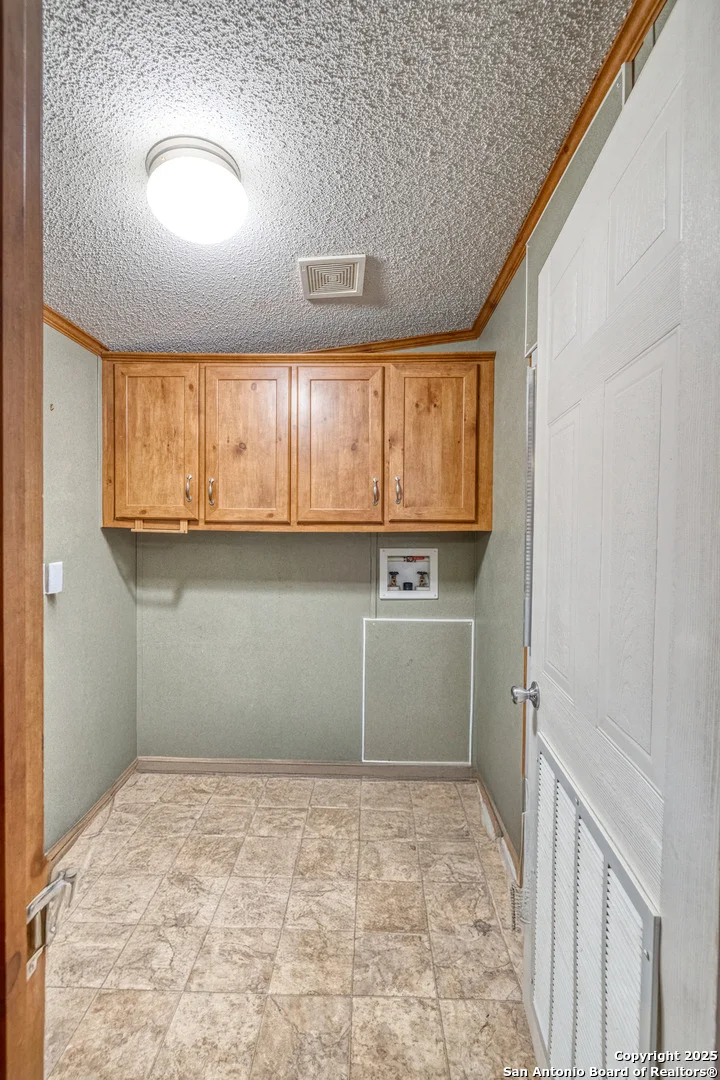 Photo of 632 Ledge Rock