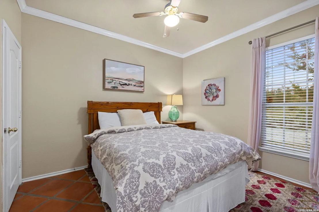 Photo of 1040 County Road 2720