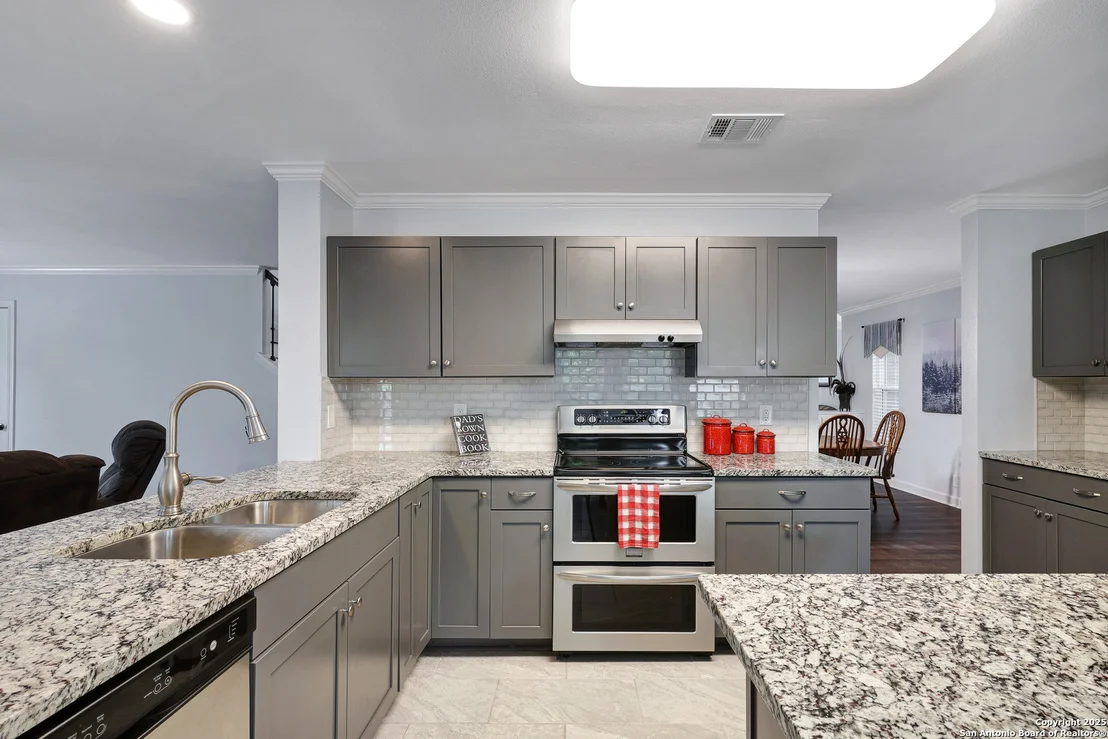 Photo of 9642 Elmstone