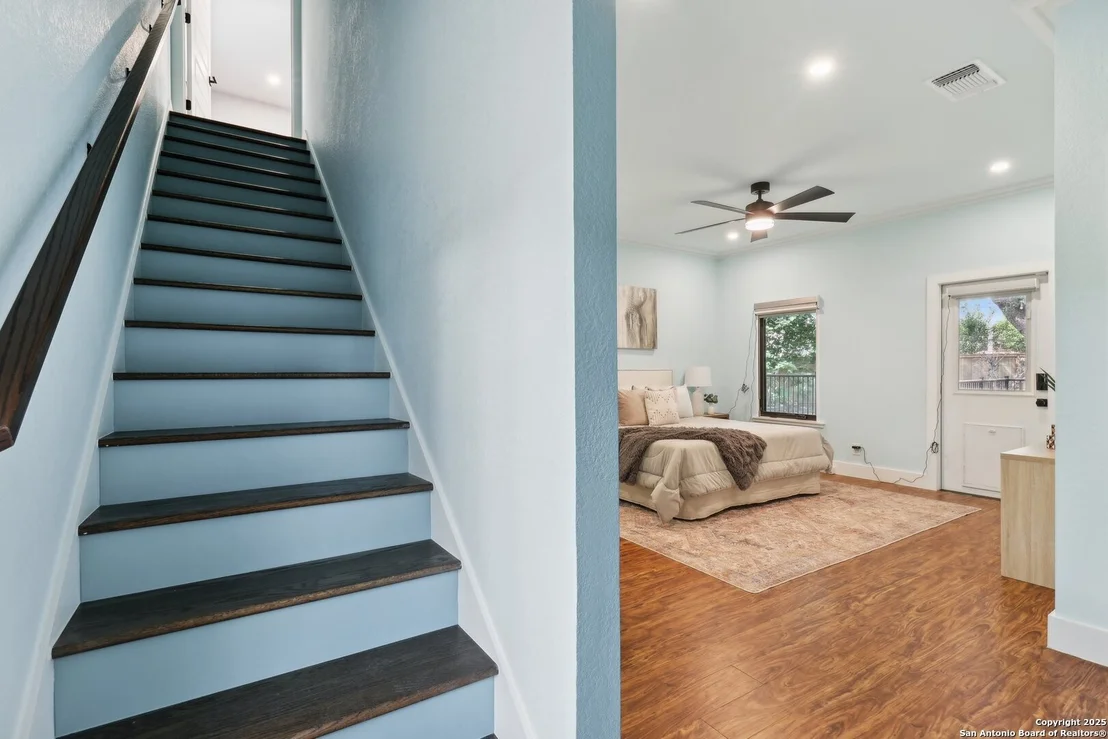 Photo of 3902 Creek Pt