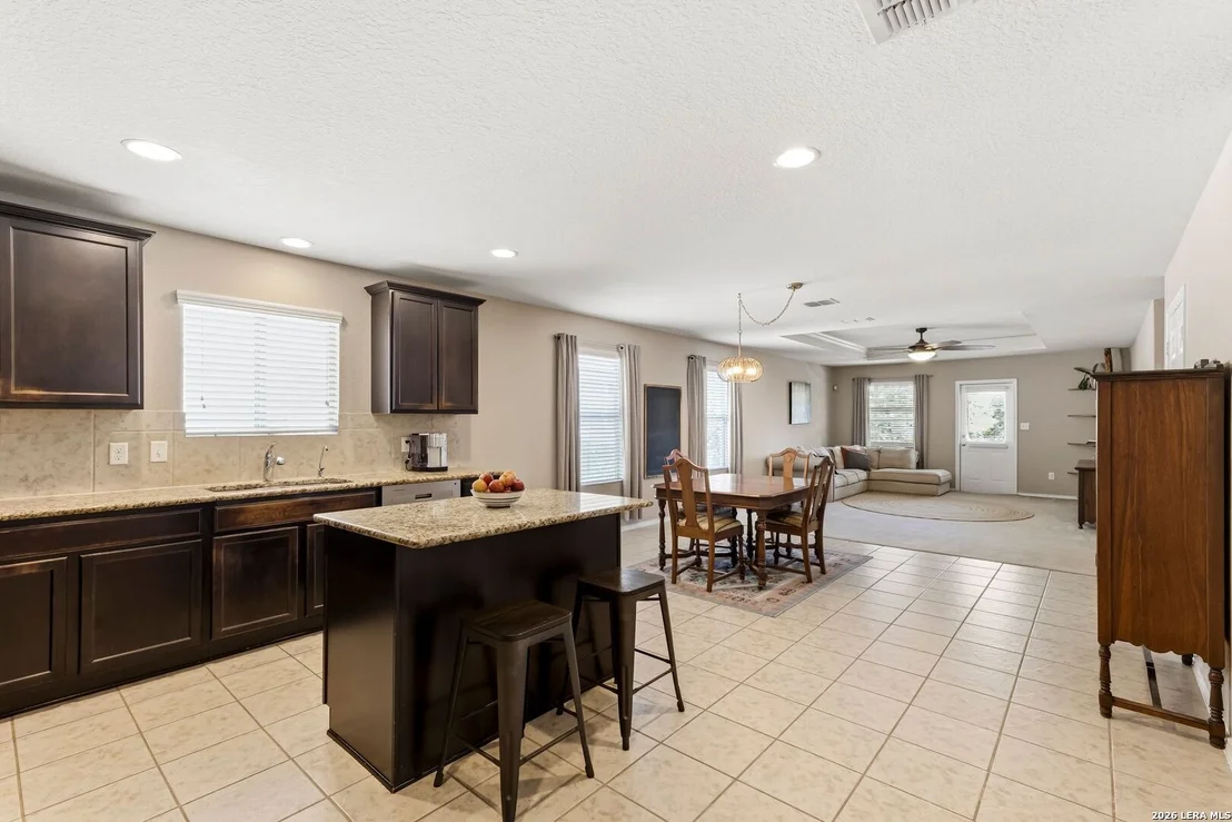 Photo of 24266 Invitation Oak
