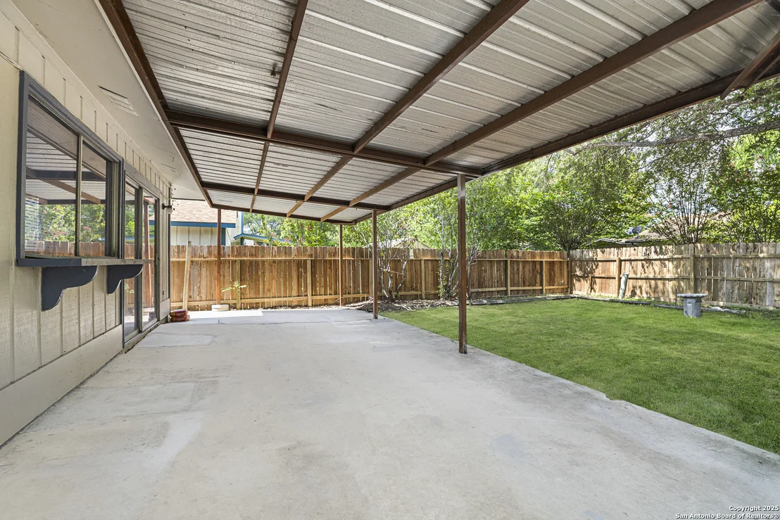 Photo of 2811 Lake Meadow