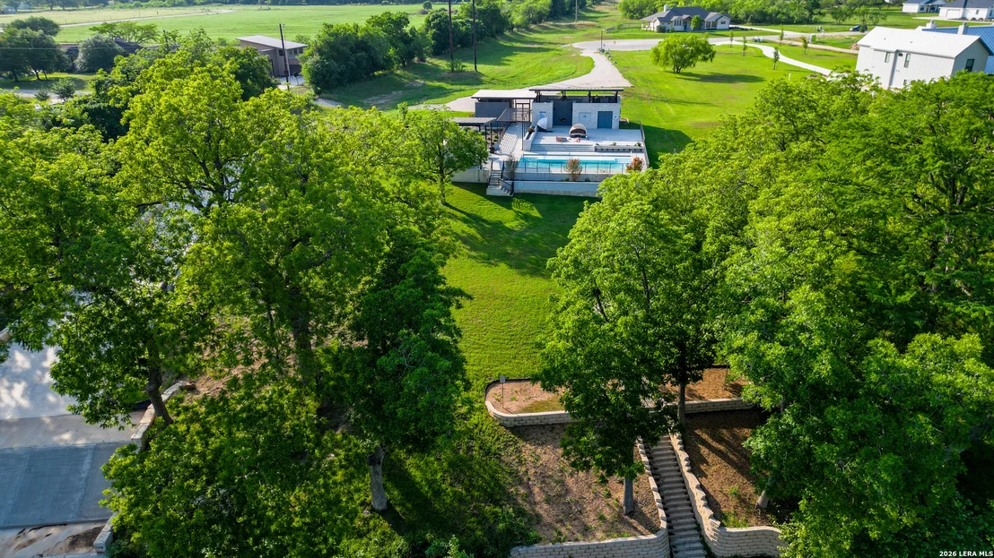 Photo of 831 Wade