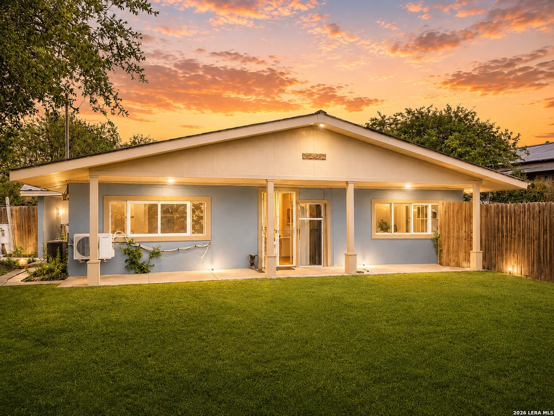 Photo of 3233 Yucca Loop