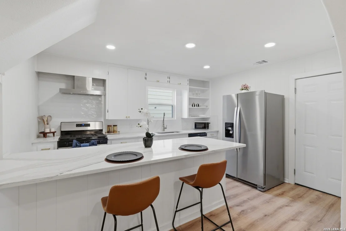 Photo of 414 Clower