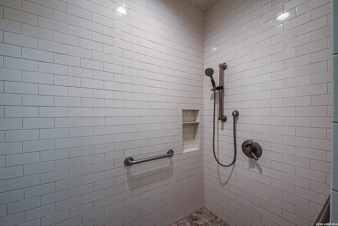Photo of 3403 RIVER WAY