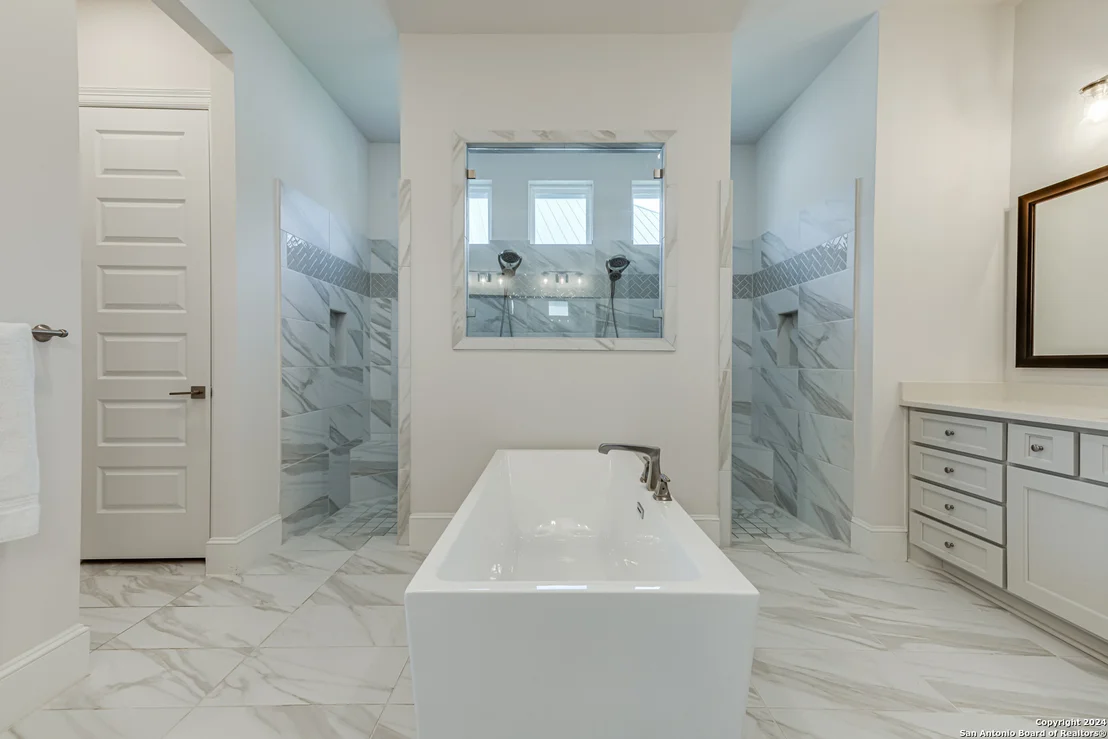 Photo of 4022 ABASOLO