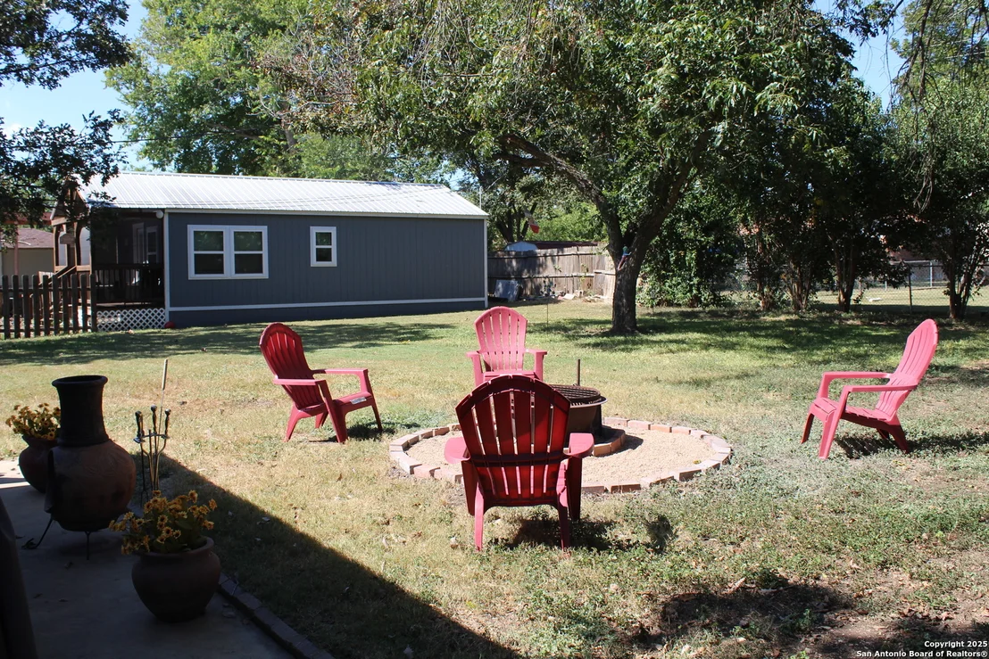 Photo of 119 Laurel Way