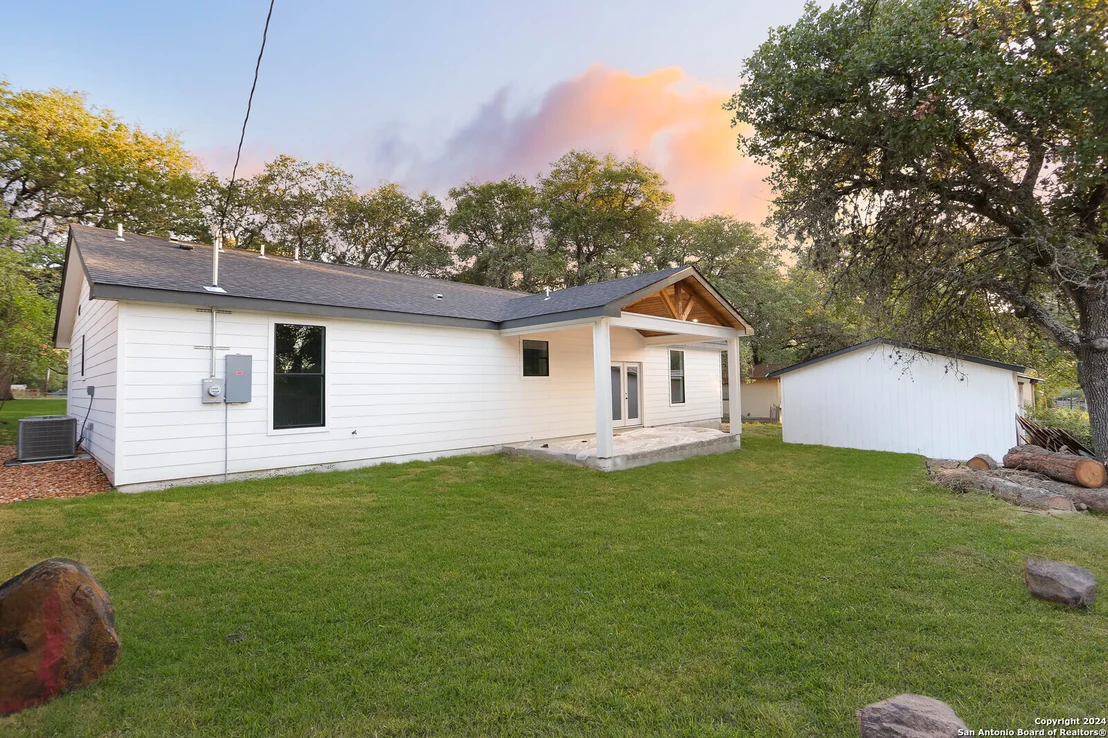 Photo of 312 SOLLOCK DR