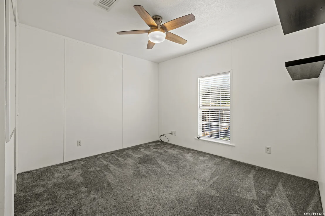 Photo of 429 Spanish Oak
