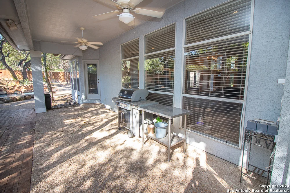 Photo of 8526 FAIRWAY TRACE DR
