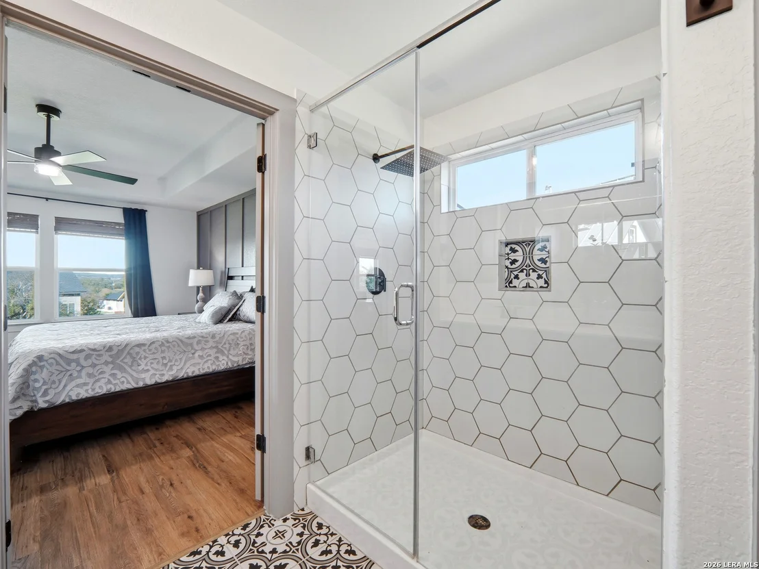 Photo of 101 N Jerry Gray
