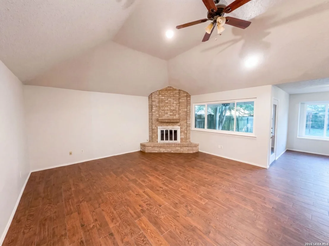 Photo of 9511 ELM GLN