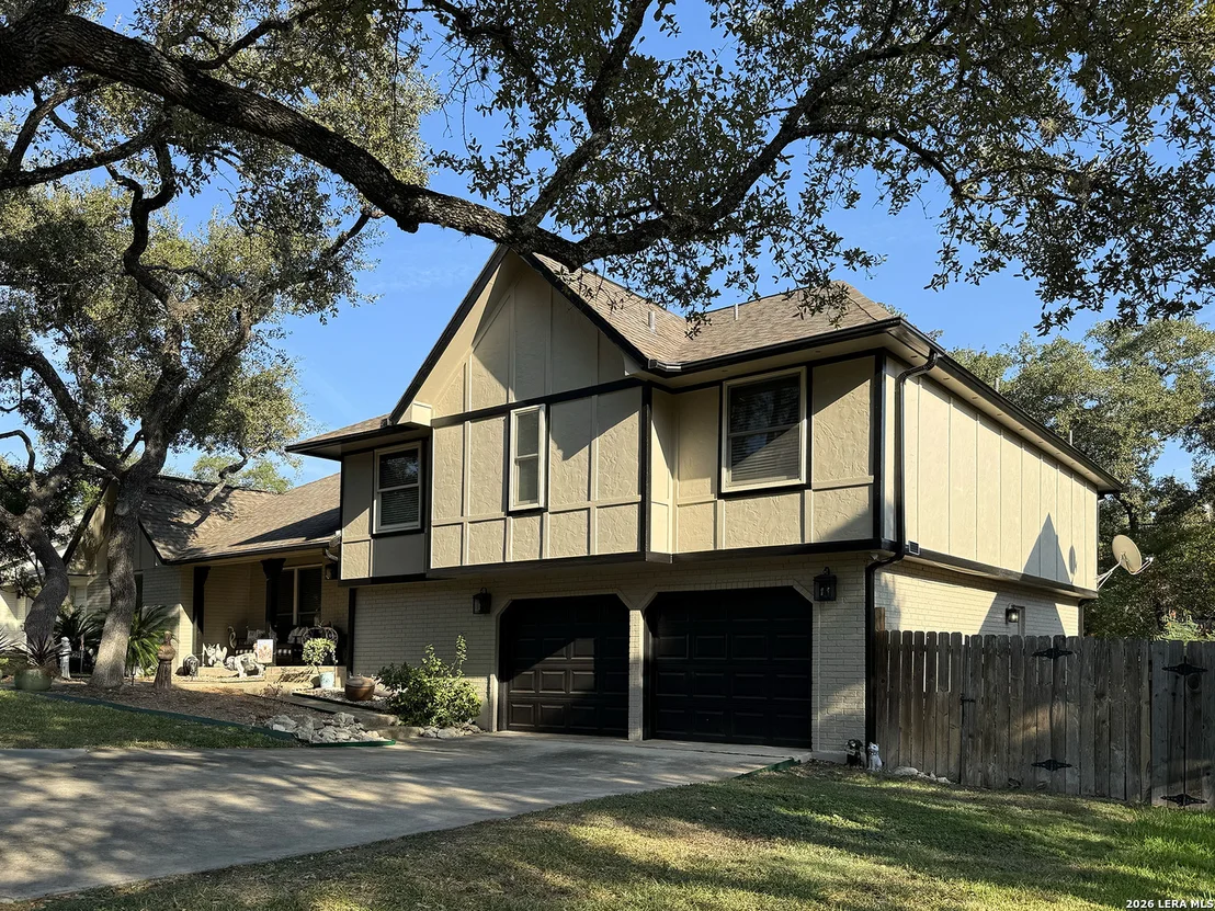 Photo of 12518 Chateau Forest