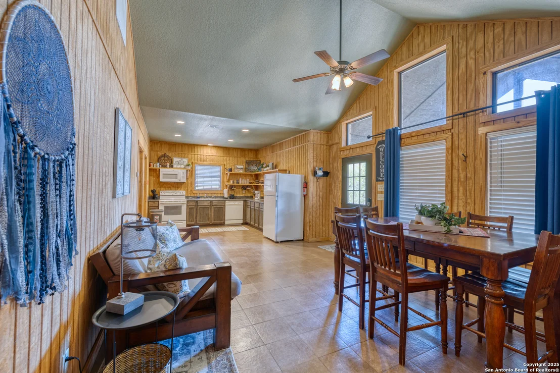 Photo of 1546 CR 348 (RIVER RD)