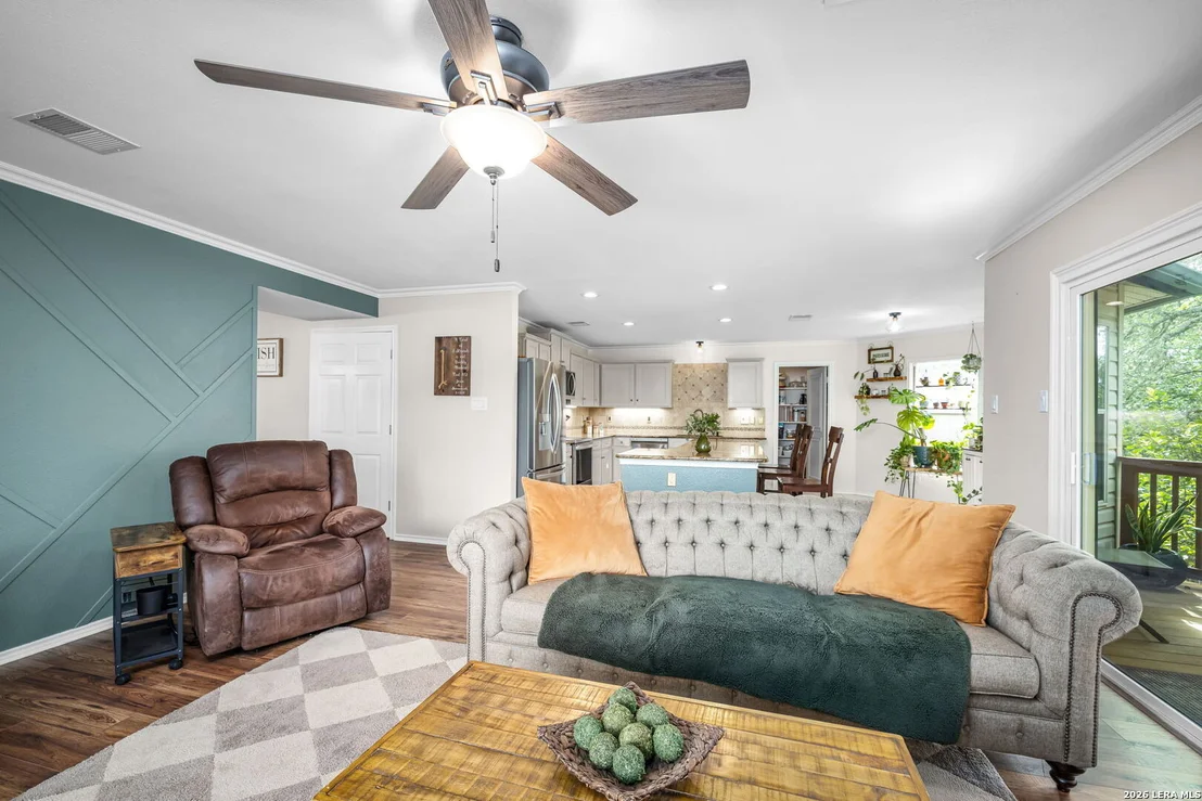 Photo of 231 Samantha Dr