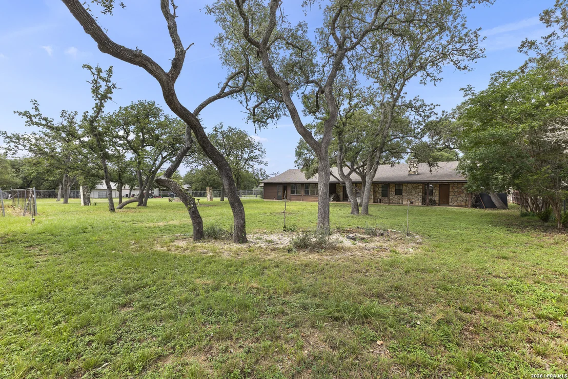 Photo of 165 SETTLERS CIR
