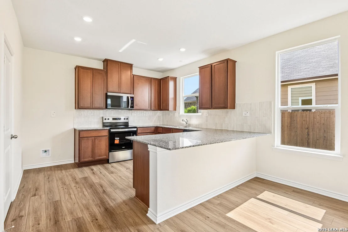 Photo of 448 Horizon Pointe