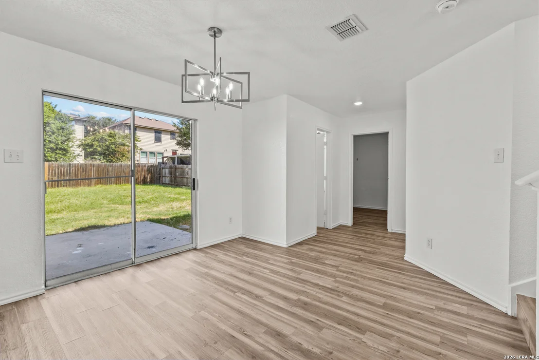 Photo of 136 Gatewood Bay