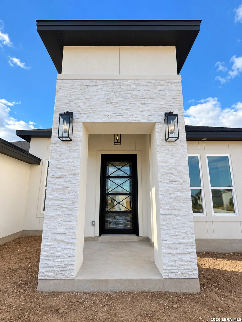 Photo of 816 Ceniza