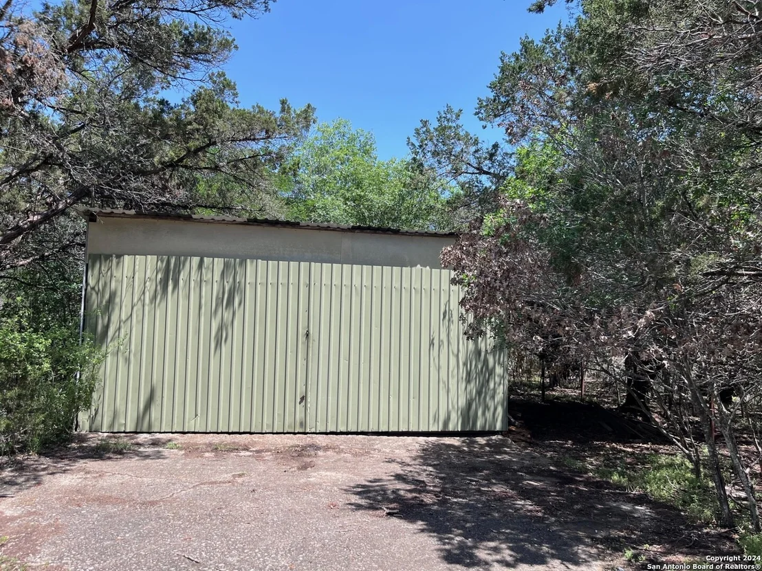 Photo of 1605 Zane Grey