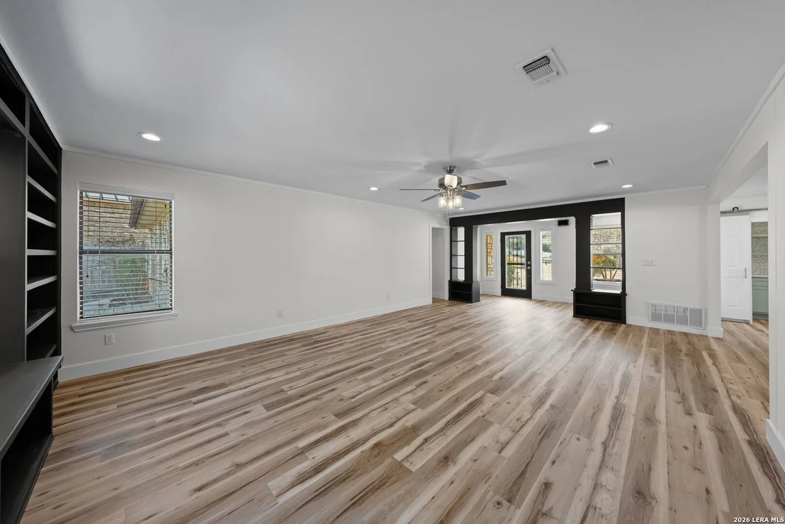 Photo of 100 Riverhill Blvd
